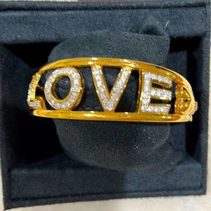 Swaroski LOVE bracelet ! One of a kind! Stunning